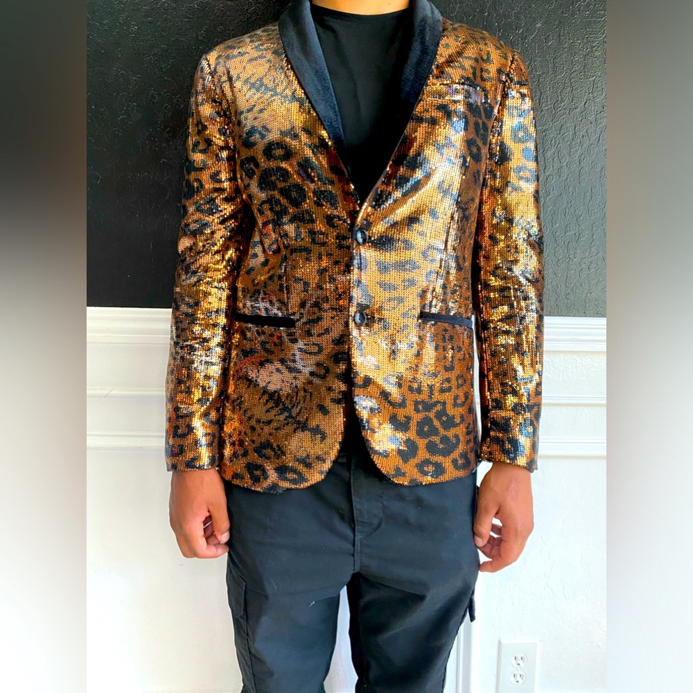 Leopard print sequenced button up blazer